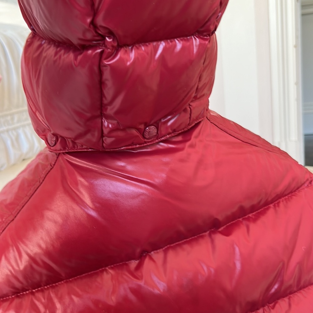 MONCLER red jacket - Picture 12 of 13